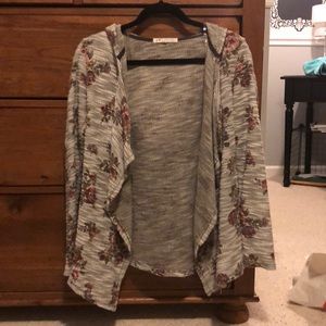 SUMMER SPECIAL ☀️Floral and gray hooded cardigan
